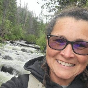 Meet your Posher, Kendra